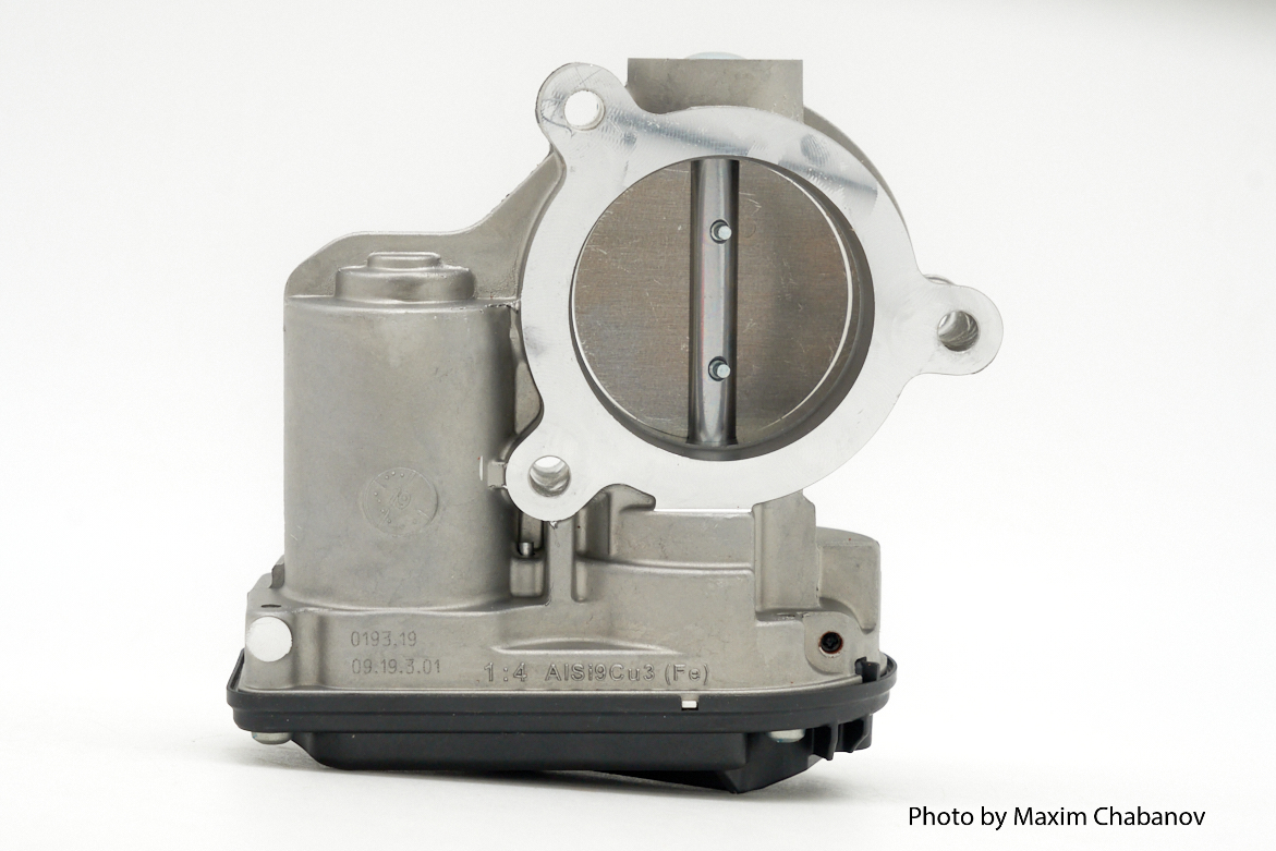 21127-1148010 Дроссельная заслонка в сборе Е-газ