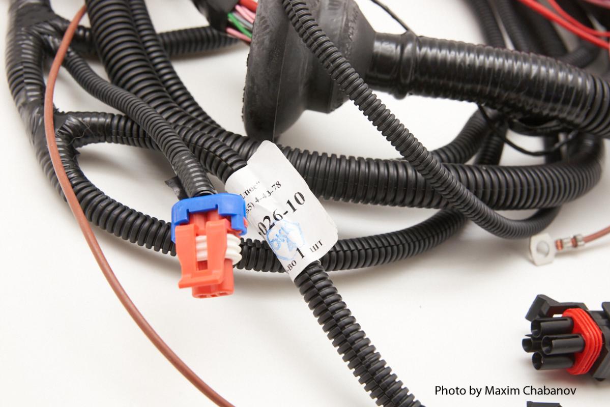 21073-3724026-10 Жгут контроллера