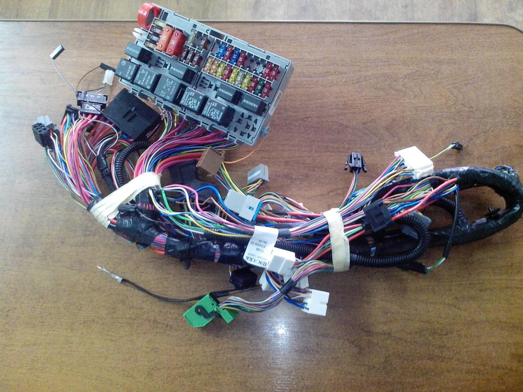 11180-3724030-20 Жгут подпанельный