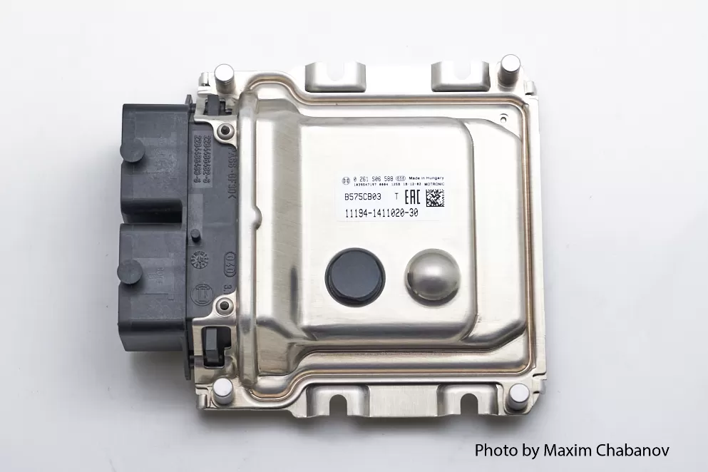 11194-1411020-30 ЭБУ BOSCH  -Контроллер Е-газ