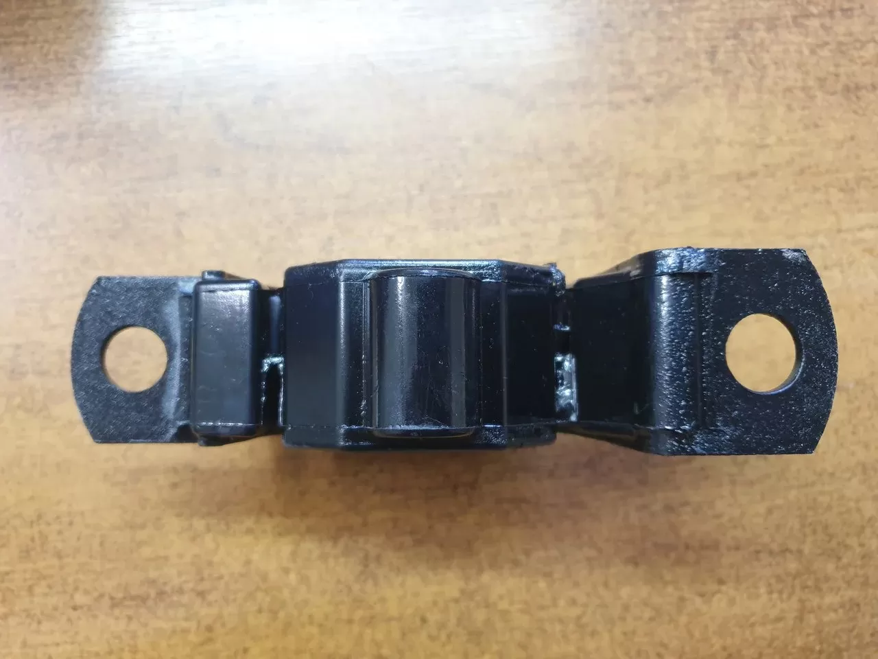 11180-1001033-10 Подушка КПП -Опора задняя Калина, Гранта